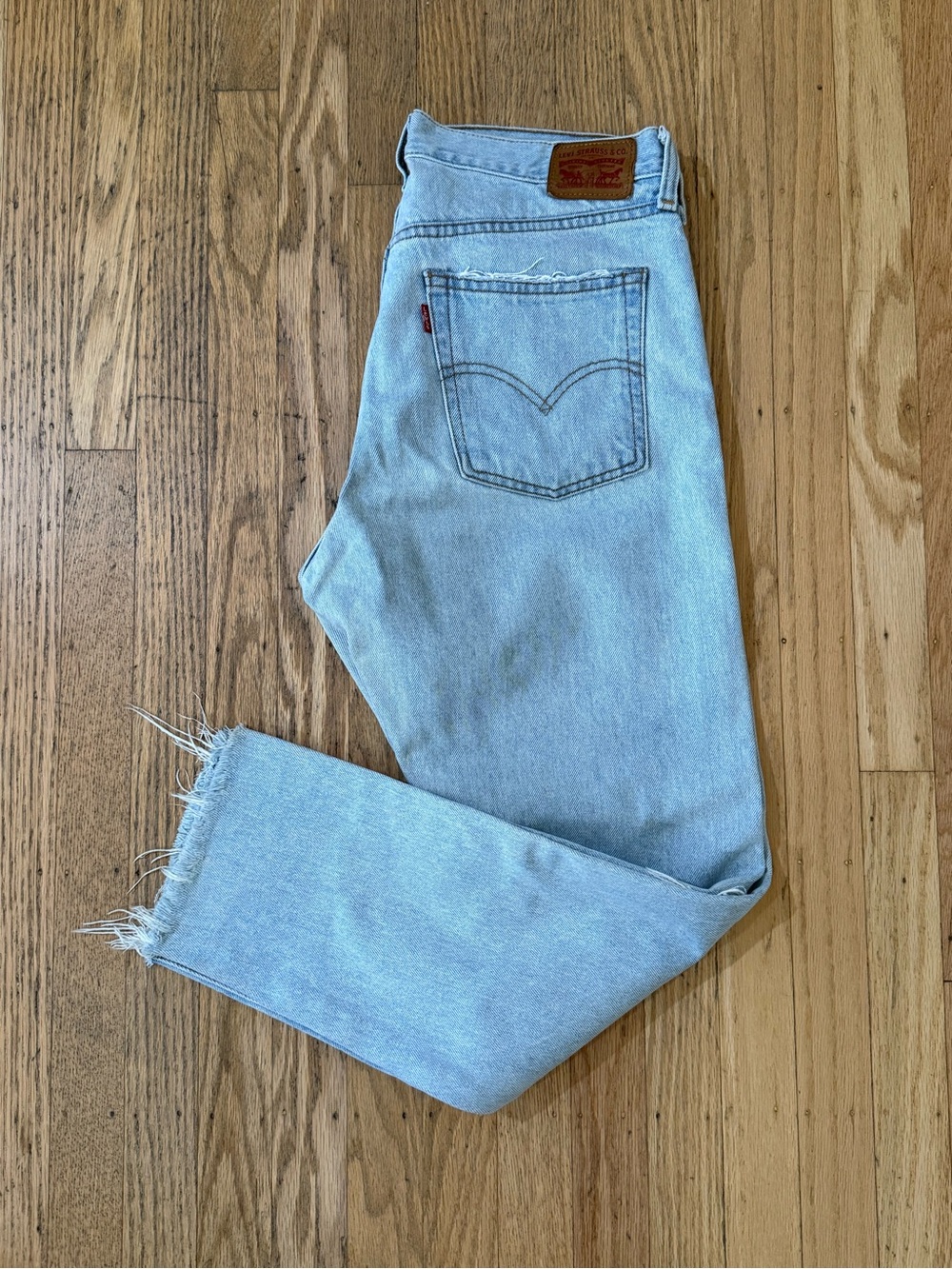 Levi's Light Blue Women's Straight Leg Jeans with Frayed Hem